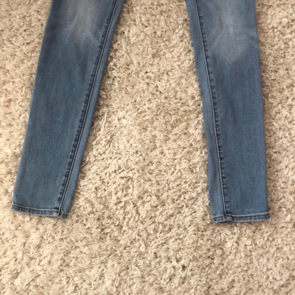 American Eagle Skinny Jeans - Picture 3 of 4
